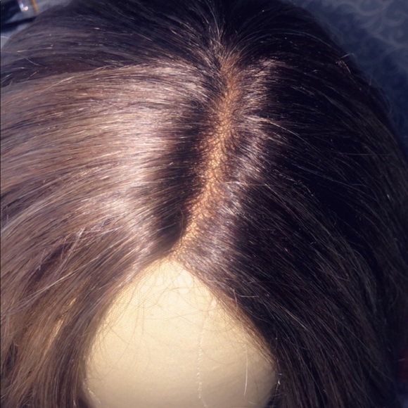 Synthetic ash grey bob - Picture 2 of 3